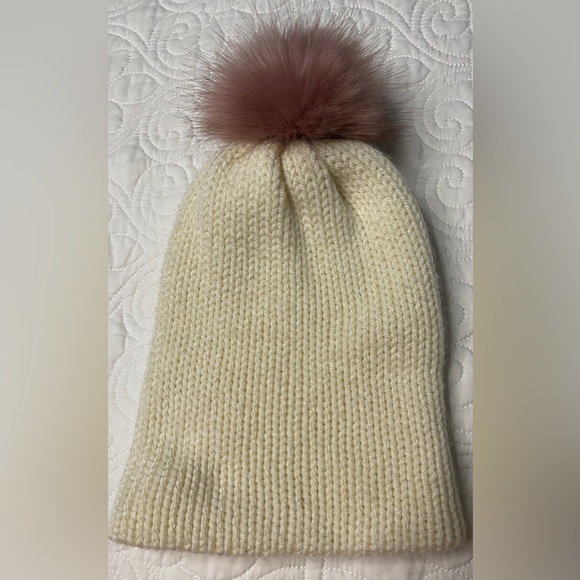 Hat - Picture 2 of 4